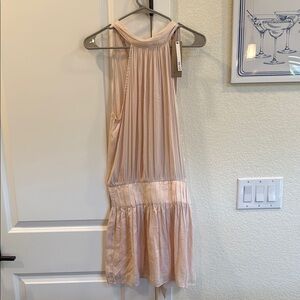 Elegant Pleated Dress in Soft Pink
